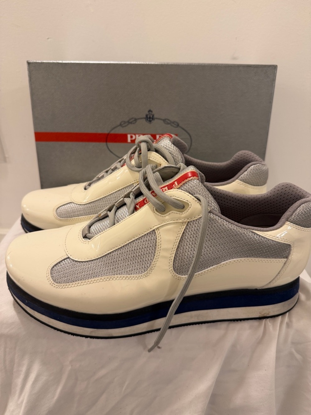 Prada Men’s White, Gray & Blue Low-Top Sneakers - Picture 7 of 9